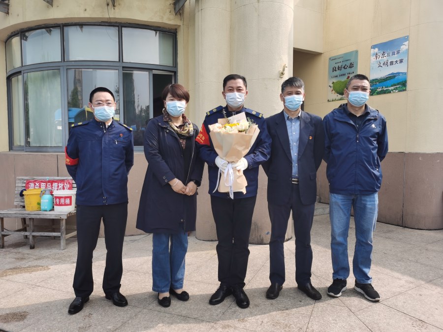 王志伟1.jpg 王志伟1.jpg