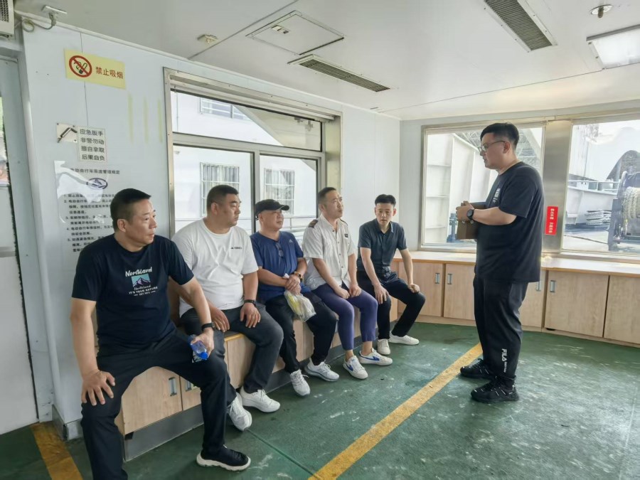 微信图片_20250918121015_243_105.jpg 微信图片_20250918121015_243_105.jpg